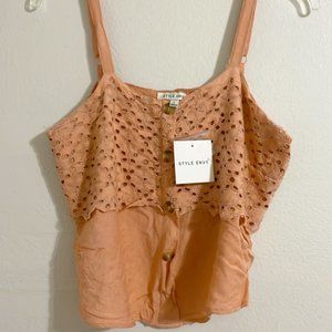 Sleeveless Lace Crop Top